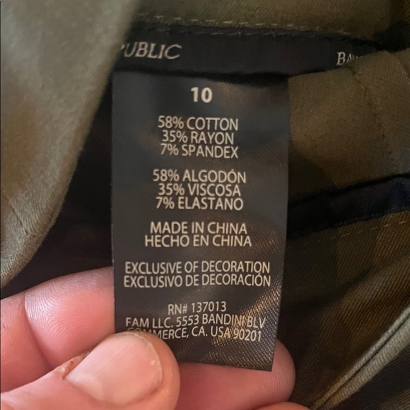 Banana Republic Forest Green Straight Cropped Pants - Picture 5 of 5